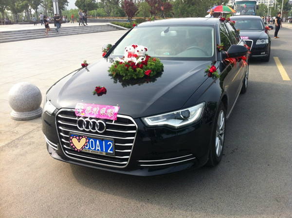 自驾奥迪A6  800元